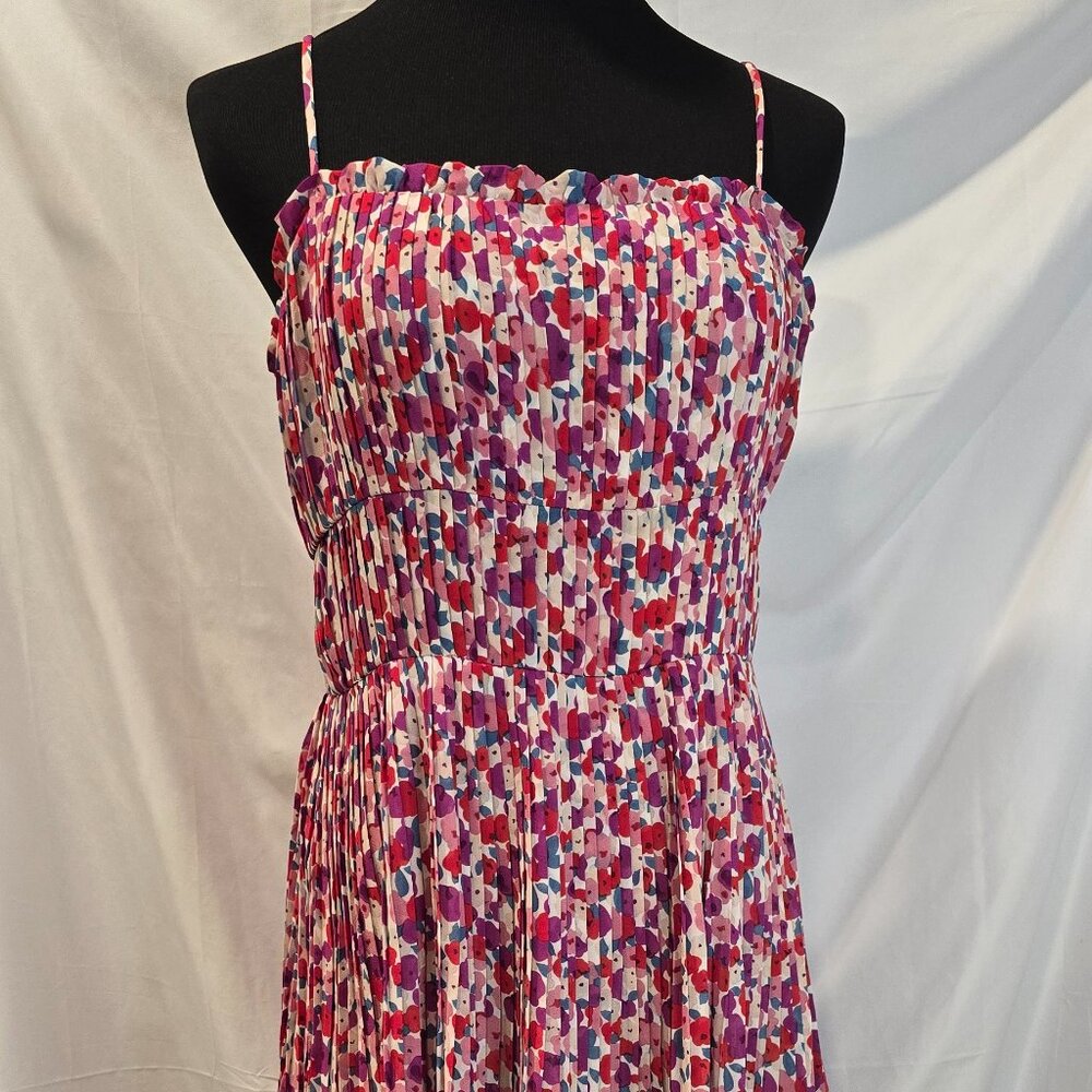 Lucy Paris Dress Floral Pleated Size Medium Red Purple Ruffles Adjustable Straps